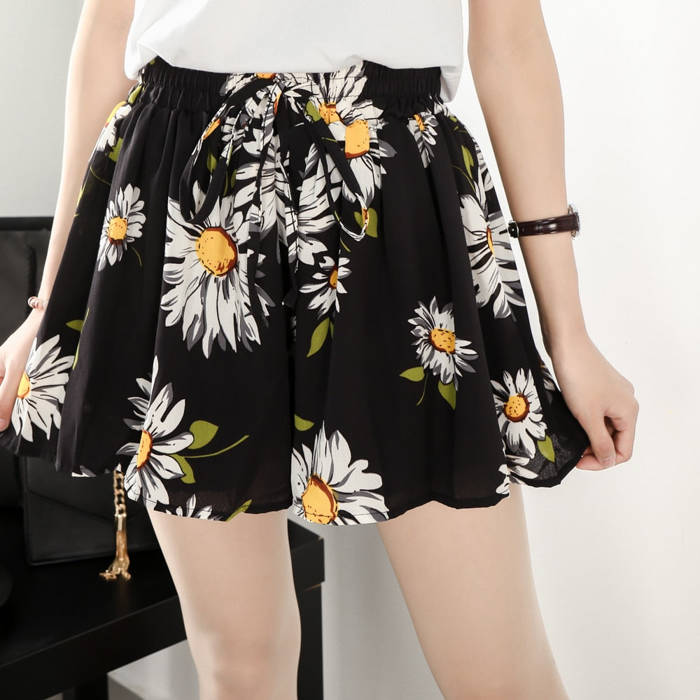 Fashion Shorts Summer 2020 Women Chiffon Skirt  Wide Trousers  Large Size Casual Loose Printing Short Pants